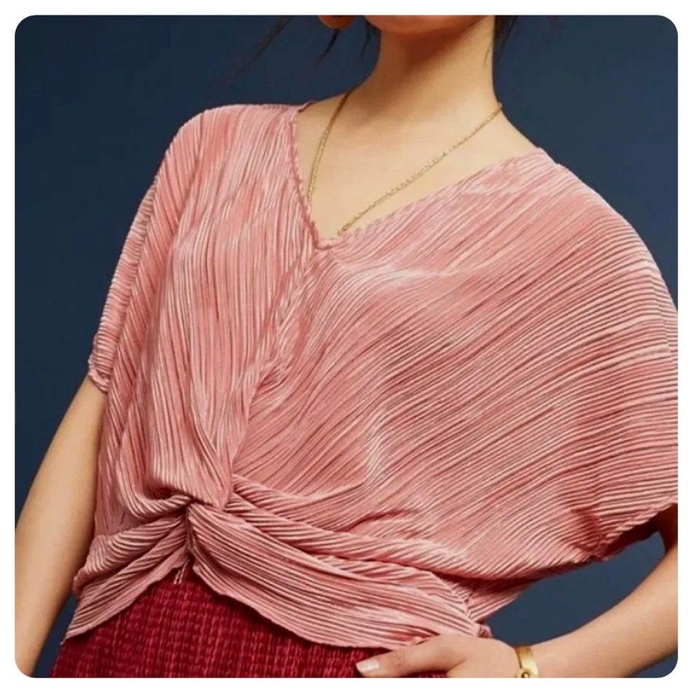 🚺 Anthropologie eri + ali pink v-neck blouse with front twist